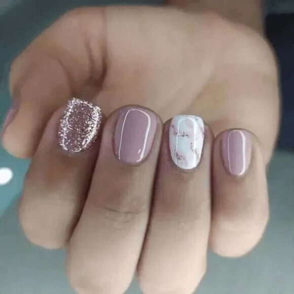 False Nails Short Pink white marble glitter rounded tip press on nails - Picture 1 of 8